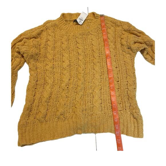 American Eagle Outfitters Mustard Yellow Pullover Cable Knit Sweater Size XS - Picture 3 of 14